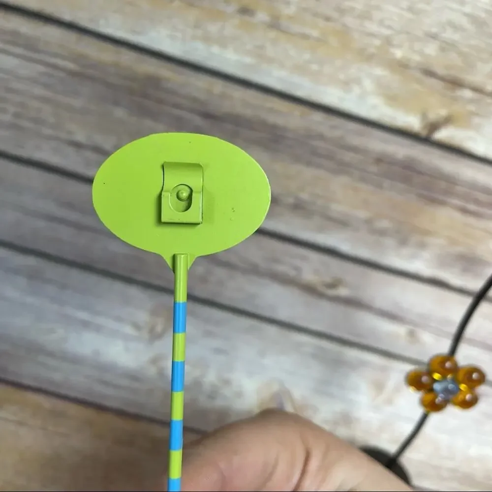 Cute Picture holders/displays! Set of the 2!
